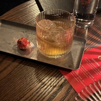 Reynold's - Cocktail Bars Near Me - Washington, DC, District of Columbia
