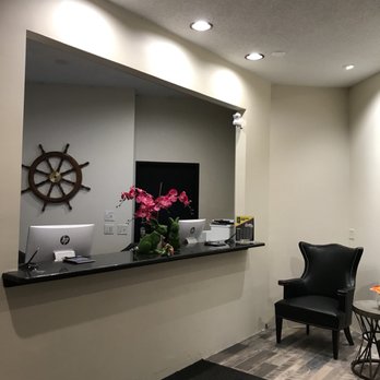 Natura VUE Resort - Front desk - Resorts Near Me - Wisconsin Dells, Wisconsin Natura VUE Resort - Front desk - Resorts Near Me - Wisconsin Dells, Wisconsin