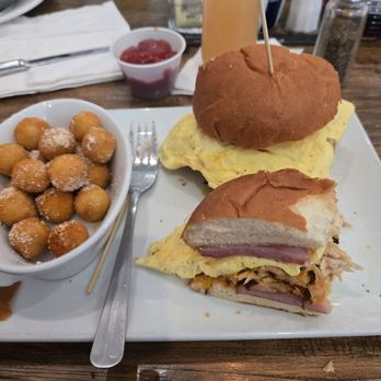 Toasted Gastrobrunch - Breakfast Sammy - Breakfast & Brunch Near Me - Oceanside, California Toasted Gastrobrunch - Breakfast Sammy - Breakfast & Brunch Near Me - Oceanside, California