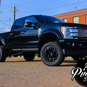 Pinup's Detailing - 2017 Ford F-350 - Showroom Exterior Package - Auto Detailing Near Me - Nisku, Alberta Pinup's Detailing - 2017 Ford F-350 - Showroom Exterior Package - Auto Detailing Near Me - Nisku, Alberta