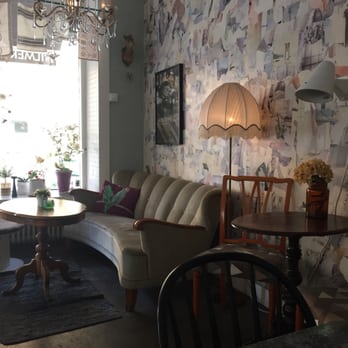 Wilmer kaffebar - Interior decor on point - Cafes Near Me - Stockholm, Alberta Wilmer kaffebar - Interior decor on point - Cafes Near Me - Stockholm, Alberta