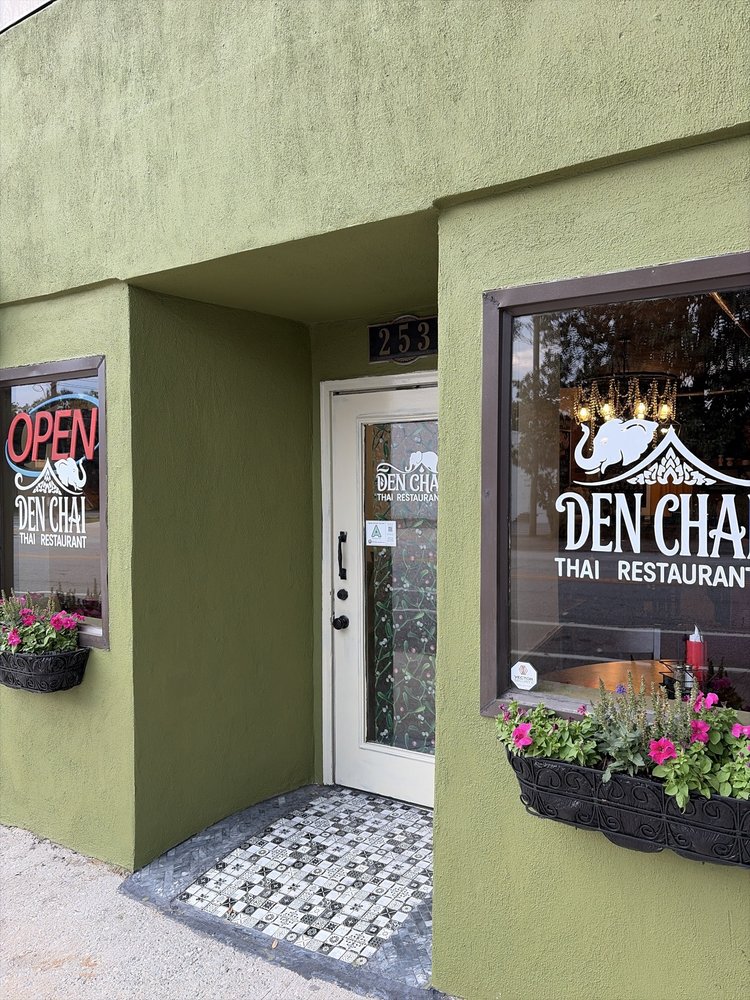 Food from Den Chai