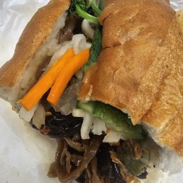 Half of the vegetarian banh mi (vegan by default). Delish! Half of the vegetarian banh mi (vegan by default). Delish!