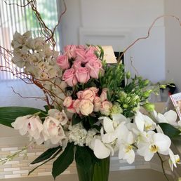 Custom arrangement from a photo sent that looked 99% identical to the picture