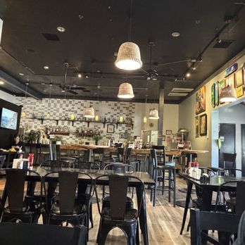 Spade And Spatula - Gastropubs Near Me - Blue Jay, California Spade And Spatula - Gastropubs Near Me - Blue Jay, California