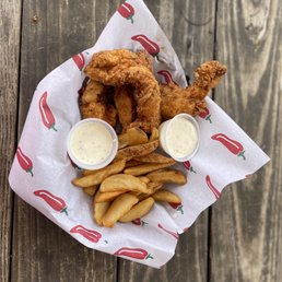 Foghorn Leghorn - hand cut chicken breast strips with jo-jos Foghorn Leghorn - hand cut chicken breast strips with jo-jos