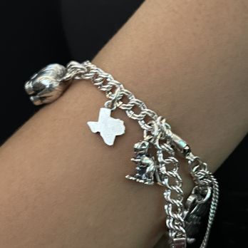 James Avery - Texes and Trex - Jewelry Near Me - San Antonio, Texas