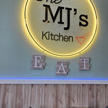 The MJ’s Kitchen - Asian Fusion Near Me - Selden, New York