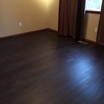 Apex Flooring - a hardwood floor in a room - Flooring Near Me - Kent, Washington