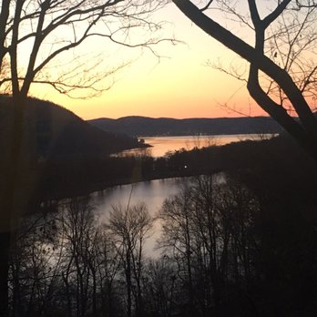 Bear Mountain Inn - Morning view :) - Hotels Near Me - Bear Mountain, New York Bear Mountain Inn - Morning view :) - Hotels Near Me - Bear Mountain, New York