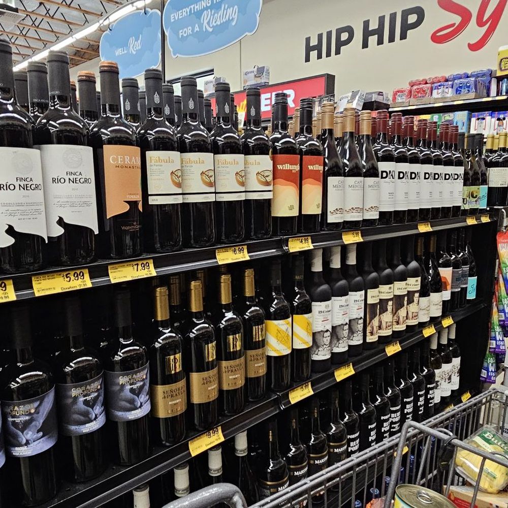 Grocery Outlet - Grocery Near Me - Prunedale, California