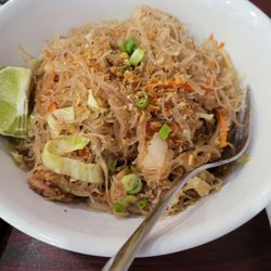Taste of Philippines - Pancit with chicken