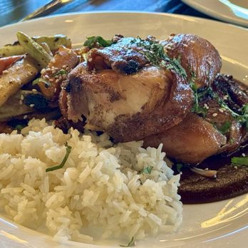 Reposado - Pollo rostisado con mole: roast chicken with mole and rice. - Mexican Near Me - San Mateo, California Reposado - Pollo rostisado con mole: roast chicken with mole and rice. - Mexican Near Me - San Mateo, California