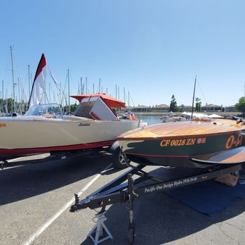 Runabouts on the River - Boats on display - Festivals Near Me - Stockton, California