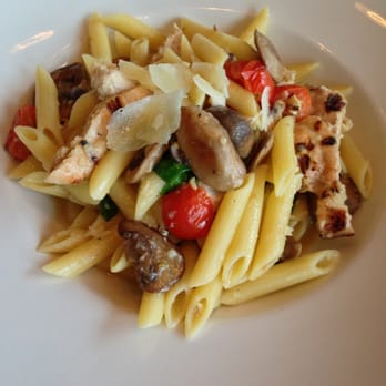 Il Fornello Danforth - Capri pasta. Perfectly done. - Italian Near Me - Toronto, Ontario Il Fornello Danforth - Capri pasta. Perfectly done. - Italian Near Me - Toronto, Ontario