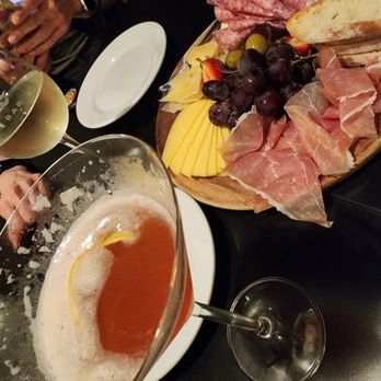 Mezzo Bistro & Bar - Italian Near Me - Honolulu, Hawaii Mezzo Bistro & Bar - Italian Near Me - Honolulu, Hawaii