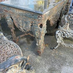 Cobweb Corner - Cast Iron out door patio set! Spring, Summer, Winter and Fall! 5 pieces
