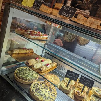 Chez Pierre et Genevieve - Bakeries Near Me - Bloomfield Hills, Michigan Chez Pierre et Genevieve - Bakeries Near Me - Bloomfield Hills, Michigan