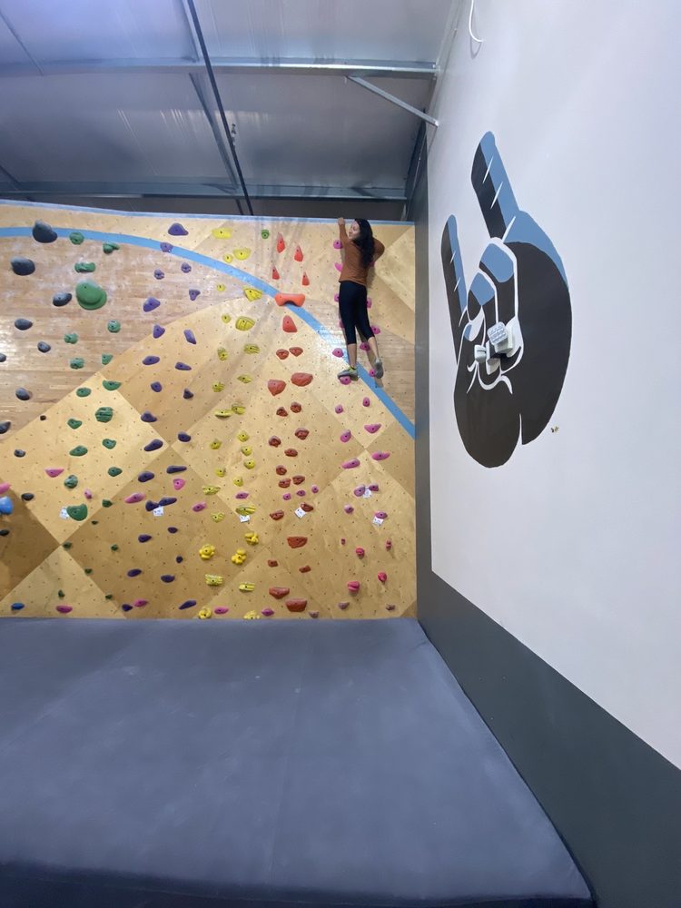 ROCK OUT CLIMBING GYM Updated September 2024 10 Reviews 2001 98 Palms Blvd, Destin