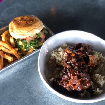 Prospect Park - Oxtails and brisket burger - Sports Bars Near Me - Houston, Texas Prospect Park - Oxtails and brisket burger - Sports Bars Near Me - Houston, Texas