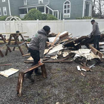 CT Driveway Friendly Rentals - Residential Construction debris cleanup in Farmington, CT. - Dumpster Rental Near Me - Windsor Locks, Connecticut