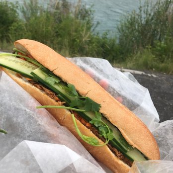 Thi Thi Vietnamese Subs - Vietnamese Near Me - Calgary, Alberta