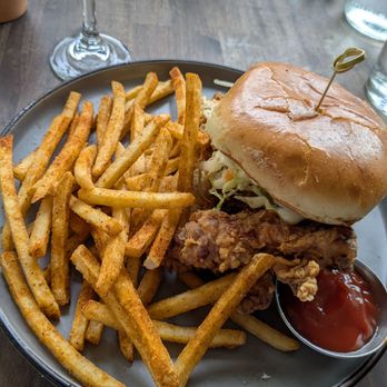 Greer Southern Table - Thigh high chicken sandwich - Southern Near Me - Norwalk, Connecticut