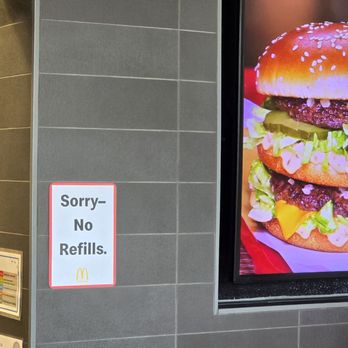 McDonald's - Burgers Near Me - Everett, Washington
