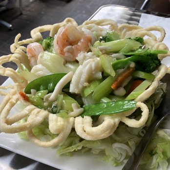 Lee Wing Wah Restaurant - Seafood Combination in Bird's Nest - Chinese Near Me - Chicago, Illinois