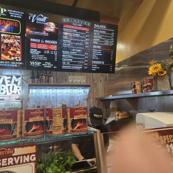 Woodstone Pizzeria - Pizza Near Me - Bakersfield, California