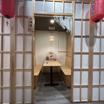 Kyuramen - Jacksonville - Tables - Ramen Near Me - Jacksonville, Florida Kyuramen - Jacksonville - Tables - Ramen Near Me - Jacksonville, Florida