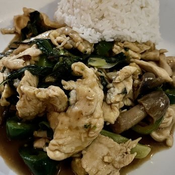 Fuzion Five - Basil Chicken - Vietnamese Near Me - Palm Springs, California