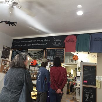 Stirling's Coffee House - Cafes Near Me - Sewanee, Tennessee