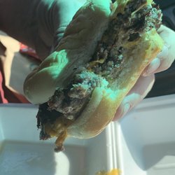 The Jug - 1/2 pound cheeseburger