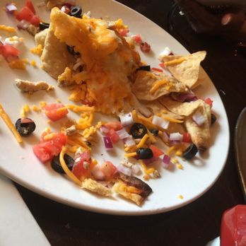 Pies & Pub - Pizza Near Me - Middlebury, Connecticut