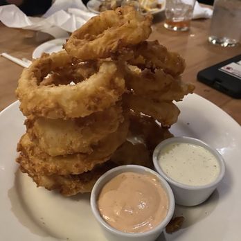Cheddar's Scratch Kitchen - Cheddars side of onion rings - American Near Me - Miami, Florida