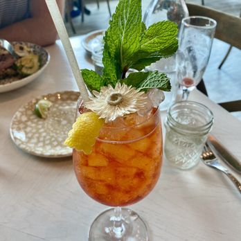 The Hampton Social - Naples - New American Near Me - Naples, Florida