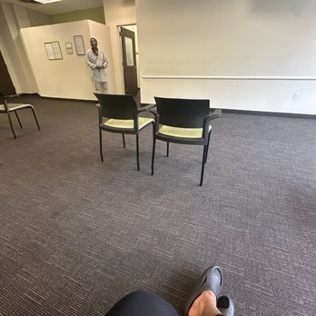 Quest Diagnostics - 6/29/24 - Waiting Area - Laboratory Testing Near Me - Forest Hills, New York