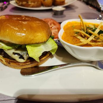 Polo’s Corner - Bistro Wagyu Burger - New American Near Me - Livermore, California Polo’s Corner - Bistro Wagyu Burger - New American Near Me - Livermore, California