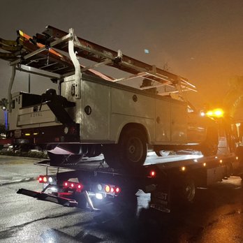 Cold Hearted Towing - We do medium duty work as well for low price call us today to get a free quote - Towing Near Me Cold Hearted Towing - We do medium duty work as well for low price call us today to get a free quote - Towing Near Me