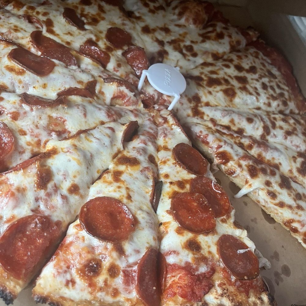 Pasco's Pizza Apple Valley - Half cheese half pepperoni pizza - Pizza Near Me - Apple Valley, California Pasco's Pizza Apple Valley - Half cheese half pepperoni pizza - Pizza Near Me - Apple Valley, California