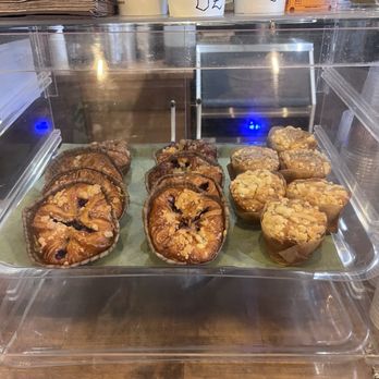Black Dog Coffee Roasters - Coffee Roasteries Near Me - Long Beach, California