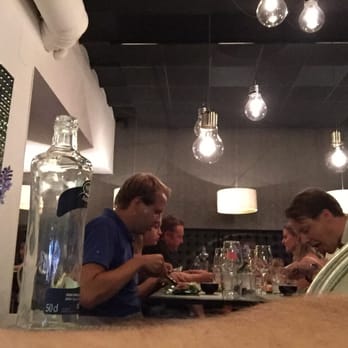Accés - Signature Cuisine Near Me - Barcelona, B Accés - Signature Cuisine Near Me - Barcelona, B