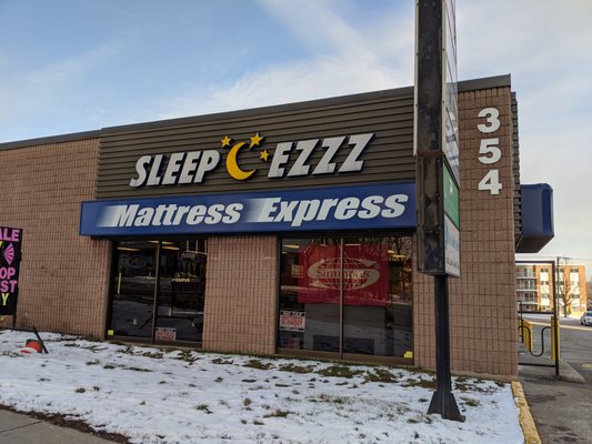 Sleep Ezzz Mattress Express 13 Photos Mattresses 354 King Street N Waterloo On Phone Number Yelp