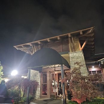 J. Alexander's - J ALEXANDER RESTAURANT IN WOLFCHASE - Steakhouses Near Me - Memphis, Tennessee