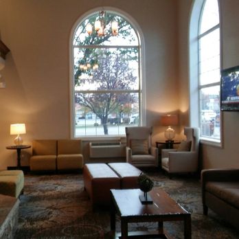 Best Western Timpanogos Inn - Lobby off the main entrance. - Hotels Near Me - Lehi, Utah Best Western Timpanogos Inn - Lobby off the main entrance. - Hotels Near Me - Lehi, Utah