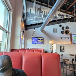 Industry Gastro Lounge