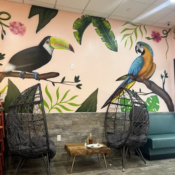 Love Brunch - Juice Bars & Smoothies Near Me - Miami Beach, Florida