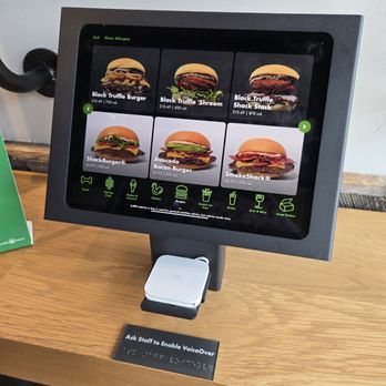 Shake Shack Winter Park - Self service order kiosk - Burgers Near Me - Winter Park, Florida Shake Shack Winter Park - Self service order kiosk - Burgers Near Me - Winter Park, Florida