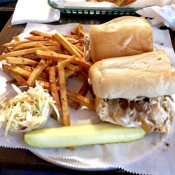 Copper Penny - 109 Chestnut Chicken Sandwich - American Near Me - Wilmington, North Carolina Copper Penny - 109 Chestnut Chicken Sandwich - American Near Me - Wilmington, North Carolina